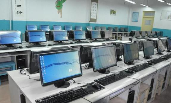 大數(shù)據(jù)時(shí)代下，計(jì)算機(jī)網(wǎng)絡(luò)軟硬件漏洞引發(fā)的安全挑戰(zhàn)